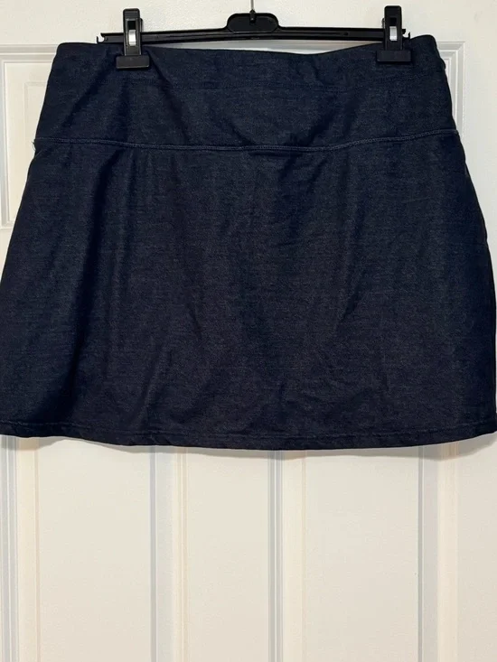 Women’s TeezHer Pull-on Tummy Control Slimming Stretch Denim Skort Size XL - Picture 3 of 6